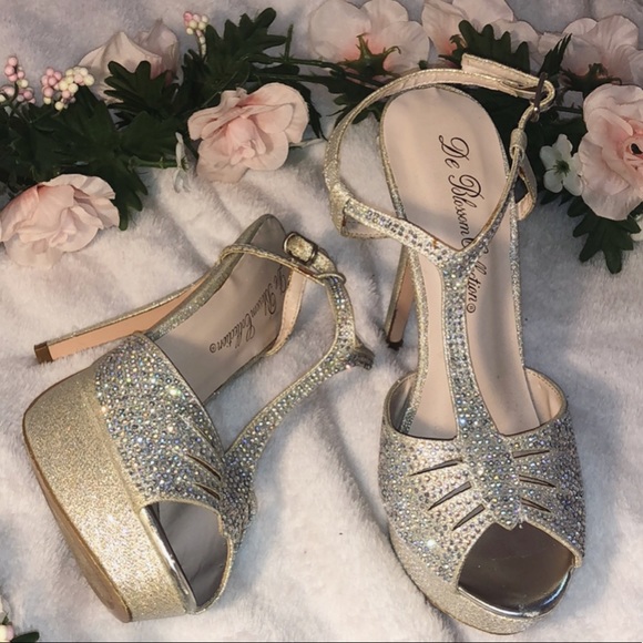 💎 Crystal High Heels 💎 - Picture 1 of 7